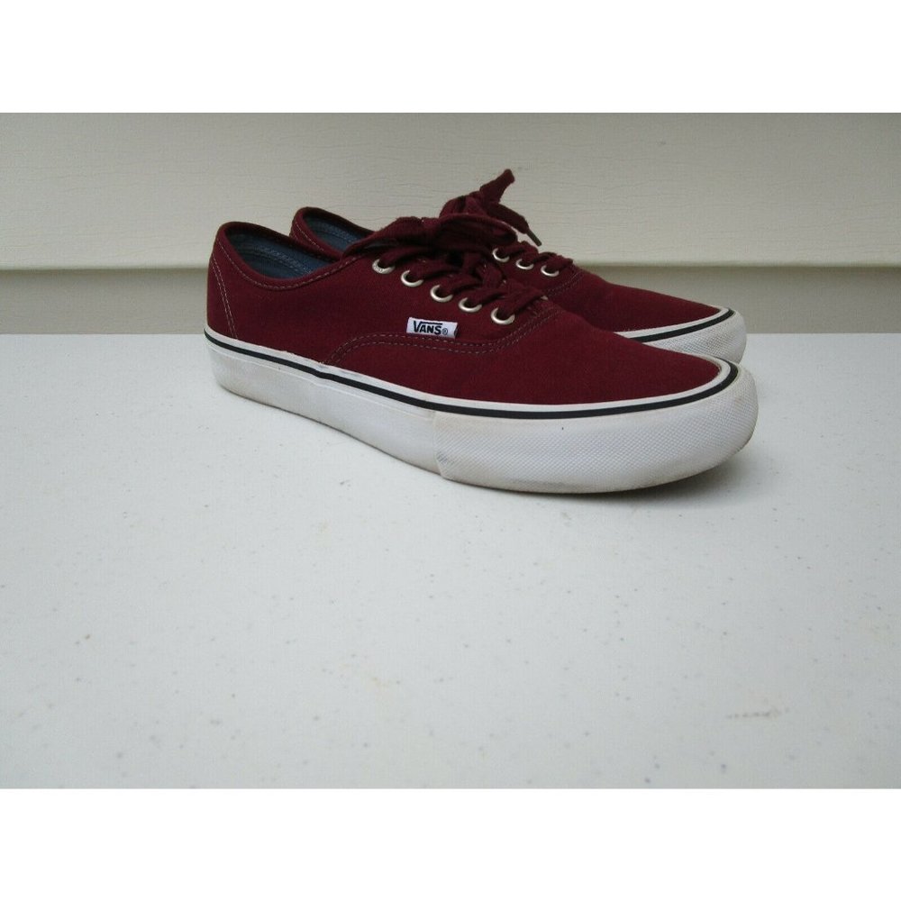 VANS Low Top Burgundy canvas Shoes 721454, 8.5